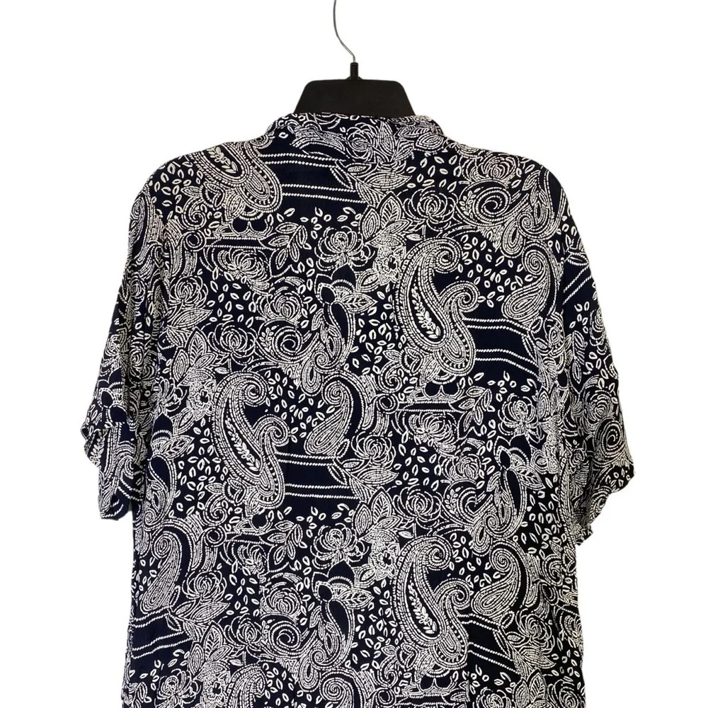 Endless Options Women's Plus size 2X black white Paisley Maxi  shirtdress - Picture 3 of 6